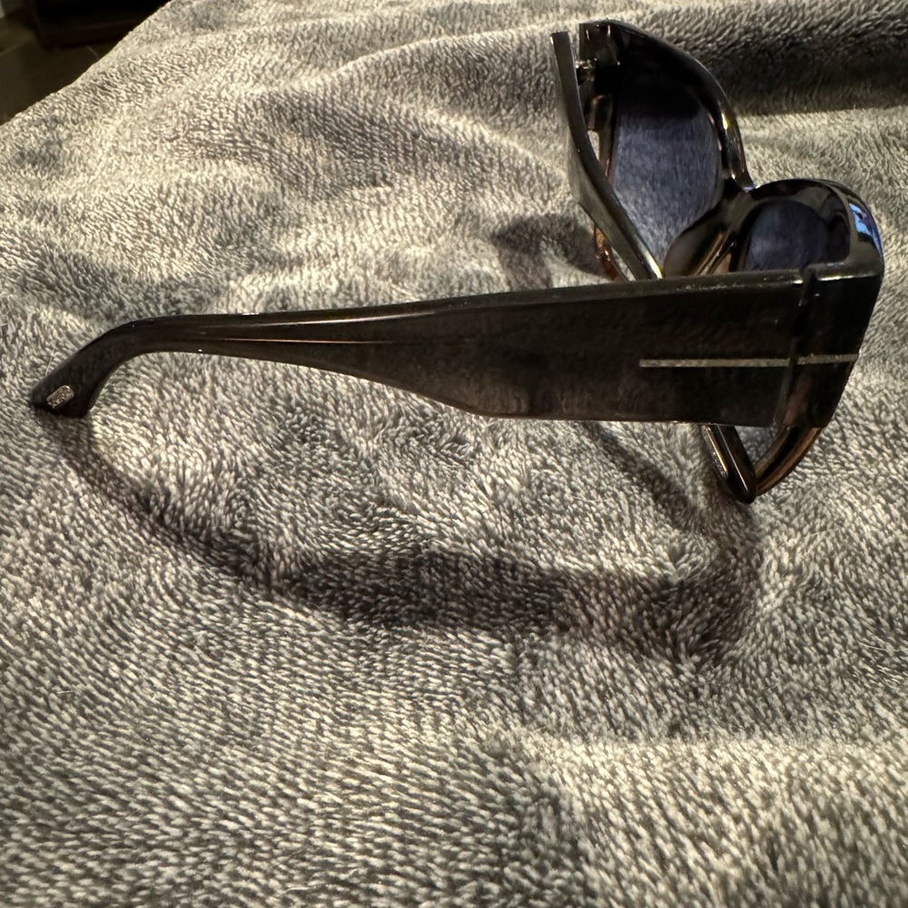 Authentic Tom Ford Anoushka Sunglasses - Women - Picture 10 of 11